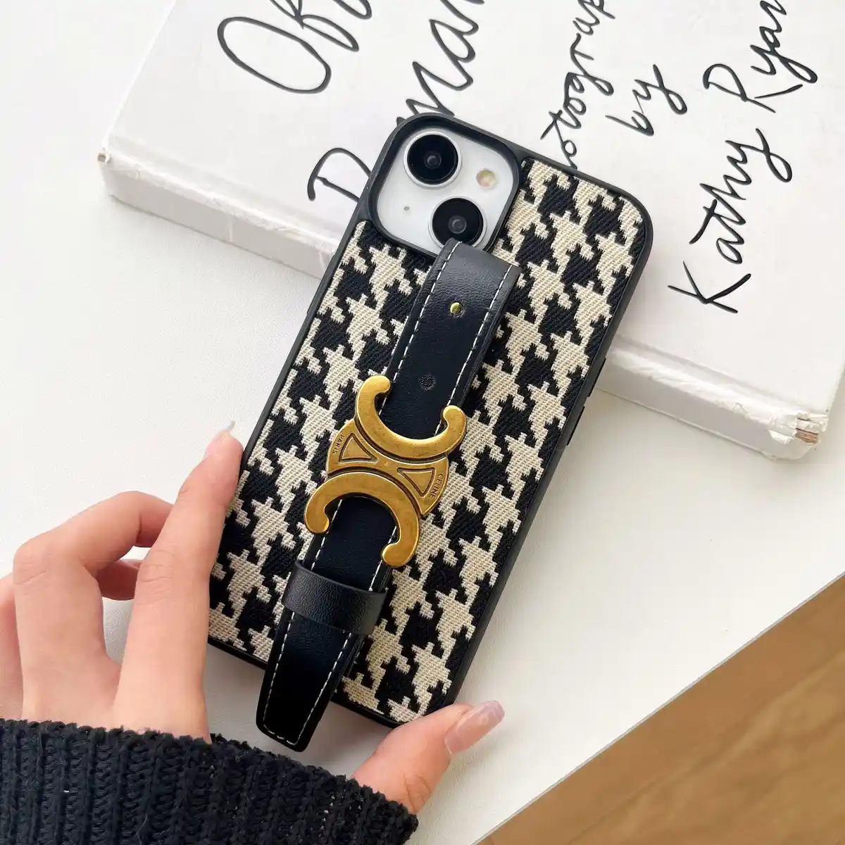 Minimal Lettering Phone Case Ce047 - real product photo, wholesale Phone Case from Yaoford