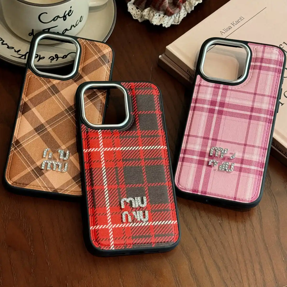 Quilted Crystal Phone Case M01814 - real product photo, wholesale Phone Case from Yaoford