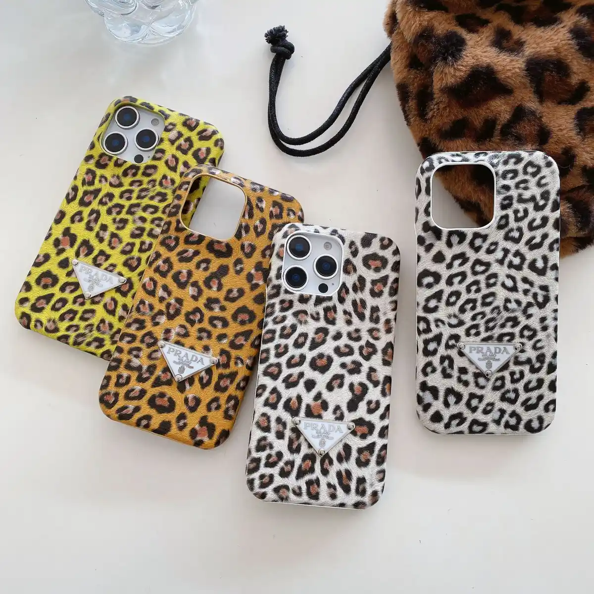 Nylon Triangle Phone Case P05213 - real product photo, wholesale Phone Case from Yaoford