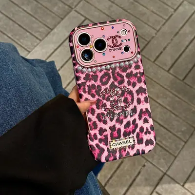 Quilted Chain Phone Case C-02933 - real product photo, wholesale Phone Case from Yaoford