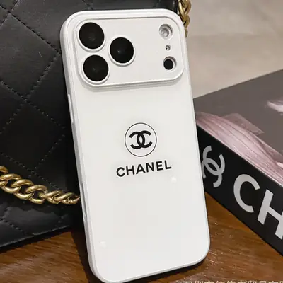 Quilted Chain Phone Case C-04413 - real product photo, wholesale Phone Case from Yaoford