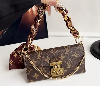 Monogram Canvas Phone Case LV01646 - real product photo, wholesale Phone Case from Yaoford