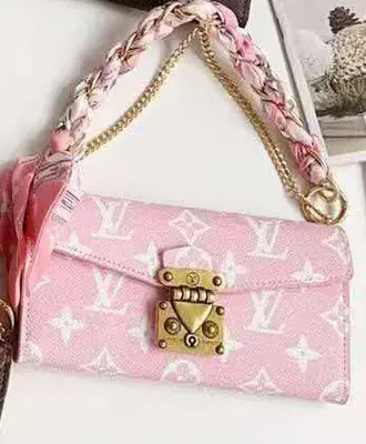 Monogram Canvas Phone Case LV02046 - real product photo, wholesale Phone Case from Yaoford